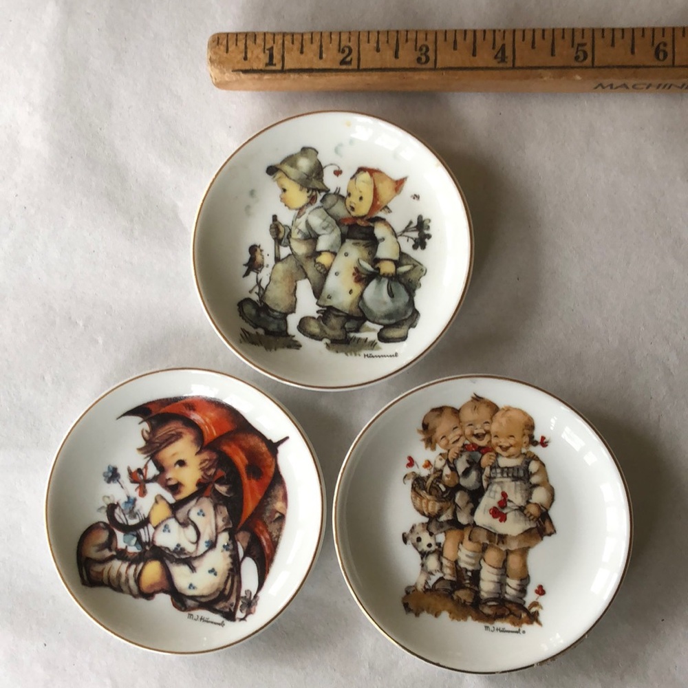 3 mini  MJ Hummel collectible plates